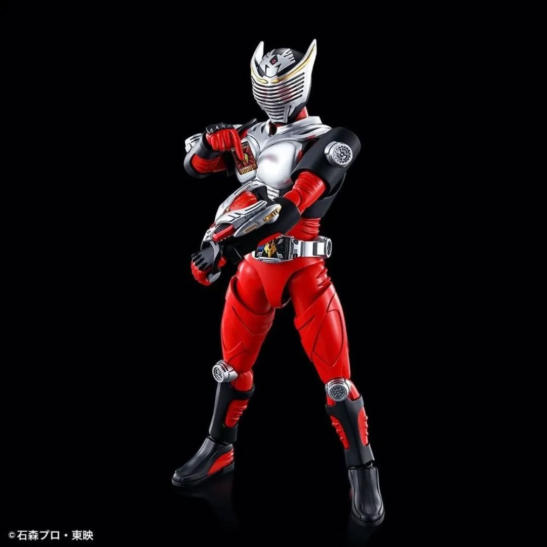 Kamen Rider Ryuki Figure-rise Standard Model Kit - Imagen 4