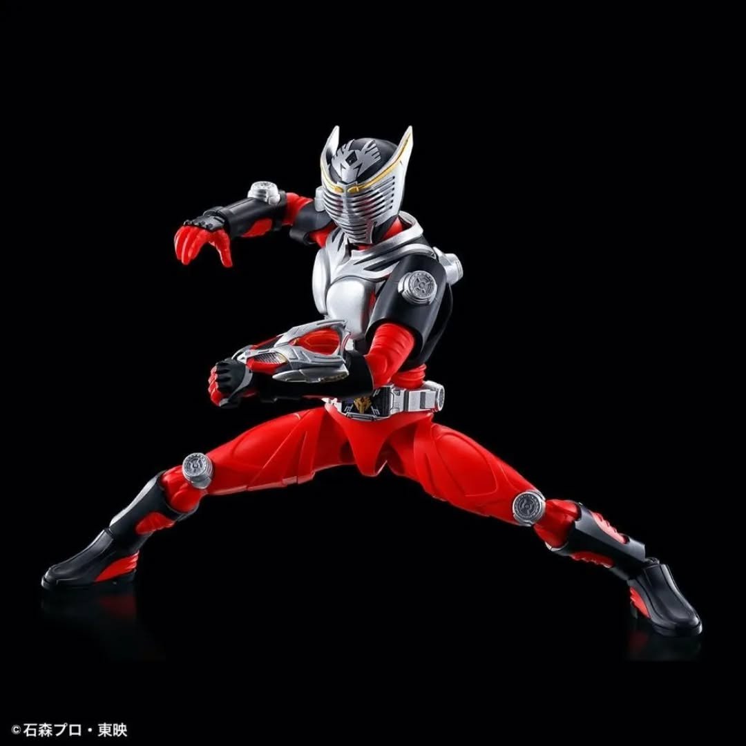 Kamen Rider Ryuki Figure-rise Standard Model Kit - Imagen 6