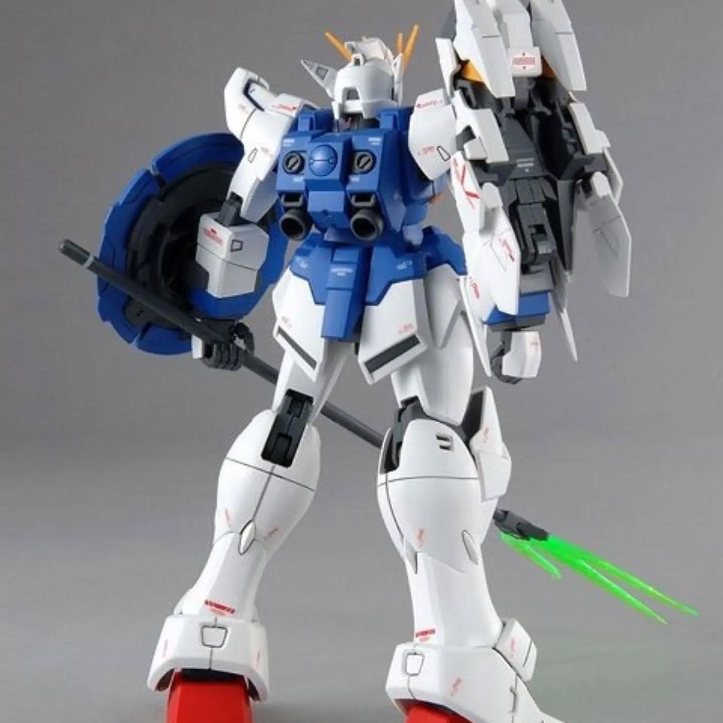 Shenlong Gundam EW MG 1/100 - Imagen 2