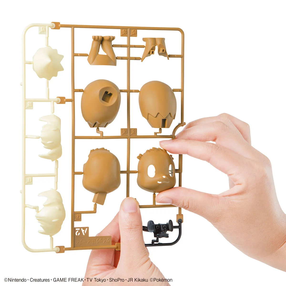 Eevee Pokémon Model Kit - Imagen 3